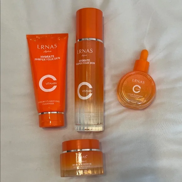 NWOT Lrnas organic Vitamin C Skincare Set with cleanser toner serum moisturizer - Picture 3 of 14
